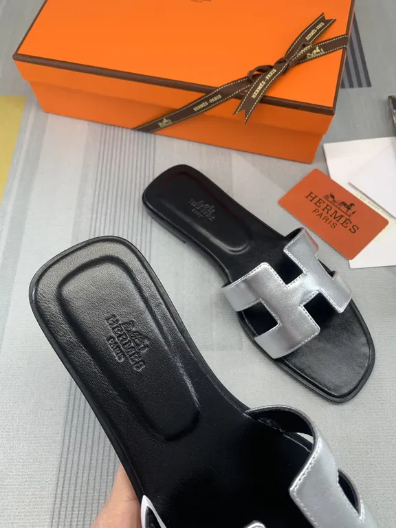 Hermes Shoe 